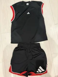 adidas セットアップ ノースリーブタンクトップ　ショートパンツのサムネイル