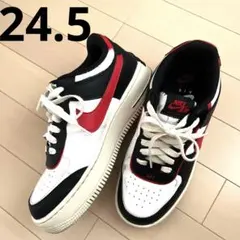 NIKE air 赤黒24.5 スニーカー美品