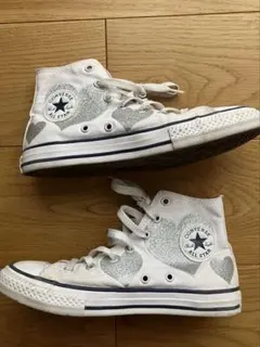 希少　ハート柄　converse コンバース　スニーカー　ローカット オールスター コンバース ローカット ハート柄スニーカー 新品