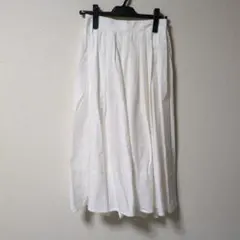 百貨店シロスカート