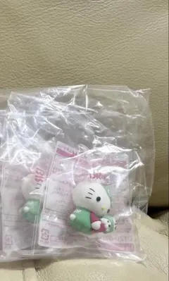 31 サーティーワン　キティ　チャーム　新版未使用