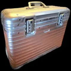 2026年最新】rimowa pilotの人気アイテム - メルカリ