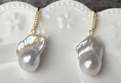 超高照り　本真珠　大粒バロックパール　フックピアス　艶あり S925 K18GP