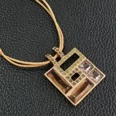 スワロフスキー ネックレス スクエア 幾何学 ゴールド ブラウン 2連コード