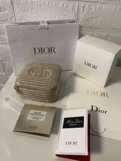 DIOR 2025 限定 ノベルティ アクセサリー ジュエリー ケース 他