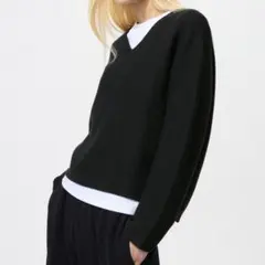 UNIQLO 3DコットンリラックスVネックセーター