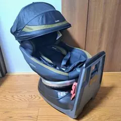 Combi ネルーム エッグショック チャイルドシート