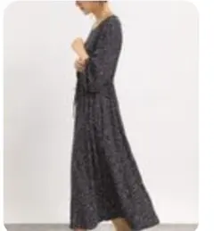 レーヨンVネック長袖ワンピ　グローバルワーク