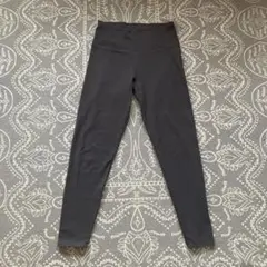 グレーのハイウエストヨガレギンス　Mサイズ
