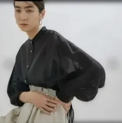 専用　SALON adam et rope'シアーバンドカラーボリュームスリーブ