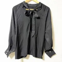 フロントリボン　黒　長袖シャツ　F 美品