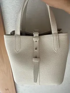 Herlipto One-Handle Canvas Bucket Bag - メルカリ