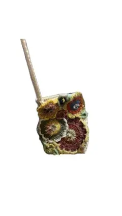 花柄刺繍のスマホショルダーバッグ