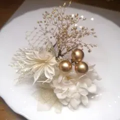 ドライフラワー髪飾り　成人式　結婚式　七五三　発表会　リボン　ホワイト
