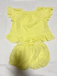 セットアップ80cm 黄色 フリル付きトップスとショートパンツ 2点セット
