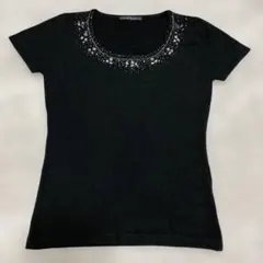 ビーズ装飾付きブラック半袖ニット トップスレディースお値打ち‼️