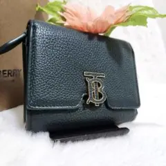 ✨極美品　付属品完備✨バーバリー　三つ折り　ロゴ金具　レザー　現行デザイン 2025年最新】バーバリー 財布 三つ折りの人気アイテム - メルカリ