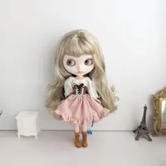 Item thumbnail for item 2957c32e-bf4b-4f14-bee6-99cf5516b586