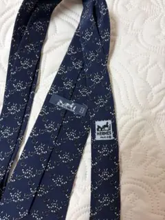 【未使用】 HERMES ネイビー 花柄 スリムタイのサムネイル