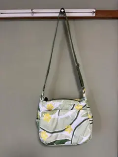 Item thumbnail for item 5f7697b2-b89a-455d-8483-478284242c58