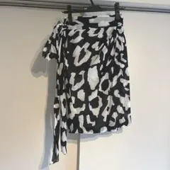 Item thumbnail for item 3c1d04a0-88e8-44f6-bfd7-7a0c5954ff88