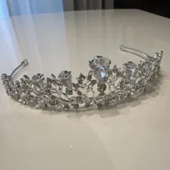 【美品】ティアラ ウェディング ブライダル ヘッドドレス クリスタル装飾