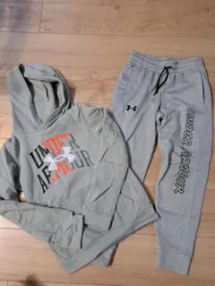 Under Armour 裏起毛グレー ジャージ上下セット M(Junior)