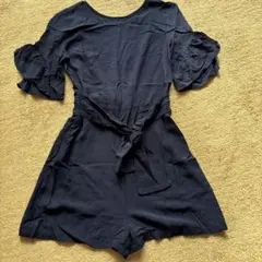 Stradivarius ブラック　フリル袖 オールインワン