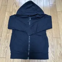 黒 薄手パーカー キッズ用