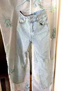ライトブルー ストレートレッグデニム Mサイズ