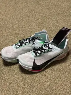 ナイキ　ストリークフライ2 24.5cm