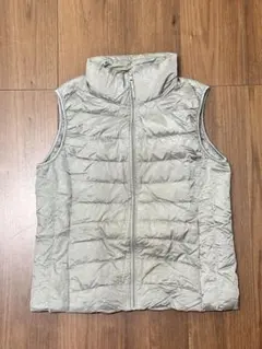 ユニクログレー ダウンベスト キルティング