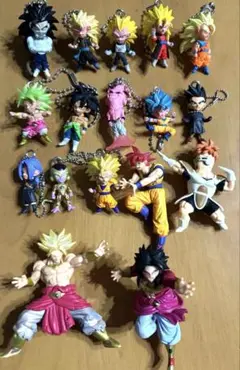 【ドラゴンボール 】キーホルダー 13体とフィギュア４体セット