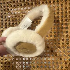 UGG クリーム色 ファー耳あて