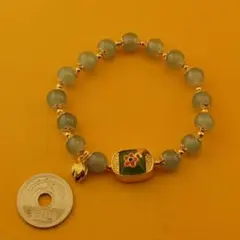 {整理番号:BM085} 合金製金メッキ花蕾花台+8mm玉石珠デザインブレス