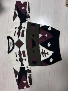 【年末セール】幾何学模様 ニットセーター クルーネック