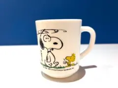 フェデラル1975年製 Bugs Bunny ミルクガラス マグカップ フェデラル1975年製 Bugs Bunny ミルクガラス マグカップ - メルカリ