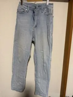 ライトブルー デニムパンツ