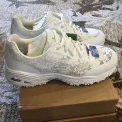 夏SKECHERS D-Lites ホワイト 刺繍レーススニーカー