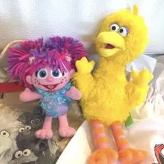 セサミストリートアビー、ビッグバード小さいぬいぐるみusj、サンリオ公式スクバに