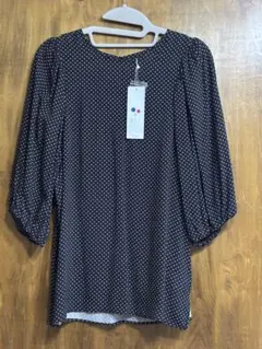 【新品】Ａ.V.V 黒×白ドットのパフスリーブブラウス