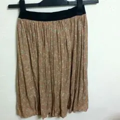 【お値引】スカート　花柄　ピンク　膝丈