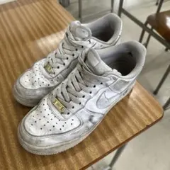 Nike Air Force 1 ホワイト スニーカー