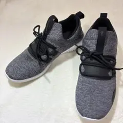 【Reebok】美品リーボック スカイクッシュ レディース 軽量スニーカー