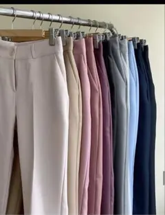 スリムスラックスパンツ　S