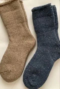 ウール混靴下2足セット　裏起毛　もこもこ　ネイビー×キャメルセット