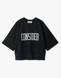 【美品】 ミラオーウェン ショート丈半袖グラフィックトレーナーのサムネイル