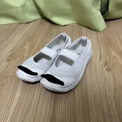 Item thumbnail for item a50420e7-76e9-47cc-8b3f-7937ca85b6f0