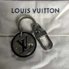 LOUIS VUITTON キーホルダー キーリングのサムネイル