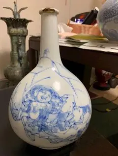 和骨董 古伊万里藍染付け 32㎝大特利 ニ升瓶 白磁 牡丹 菖蒲 蓮 蜉蝣
